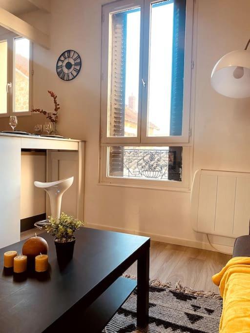 Proche Paris-Calme-Wifi-Netflix Apartment วีลุชวีฟ ภายนอก รูปภาพ