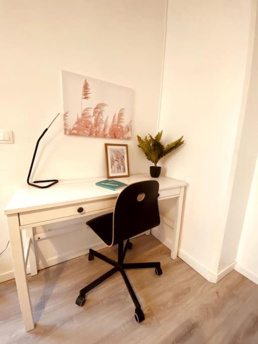 Proche Paris-Calme-Wifi-Netflix Apartment วีลุชวีฟ ภายนอก รูปภาพ