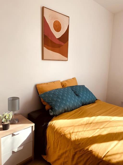 Proche Paris-Calme-Wifi-Netflix Apartment วีลุชวีฟ ภายนอก รูปภาพ
